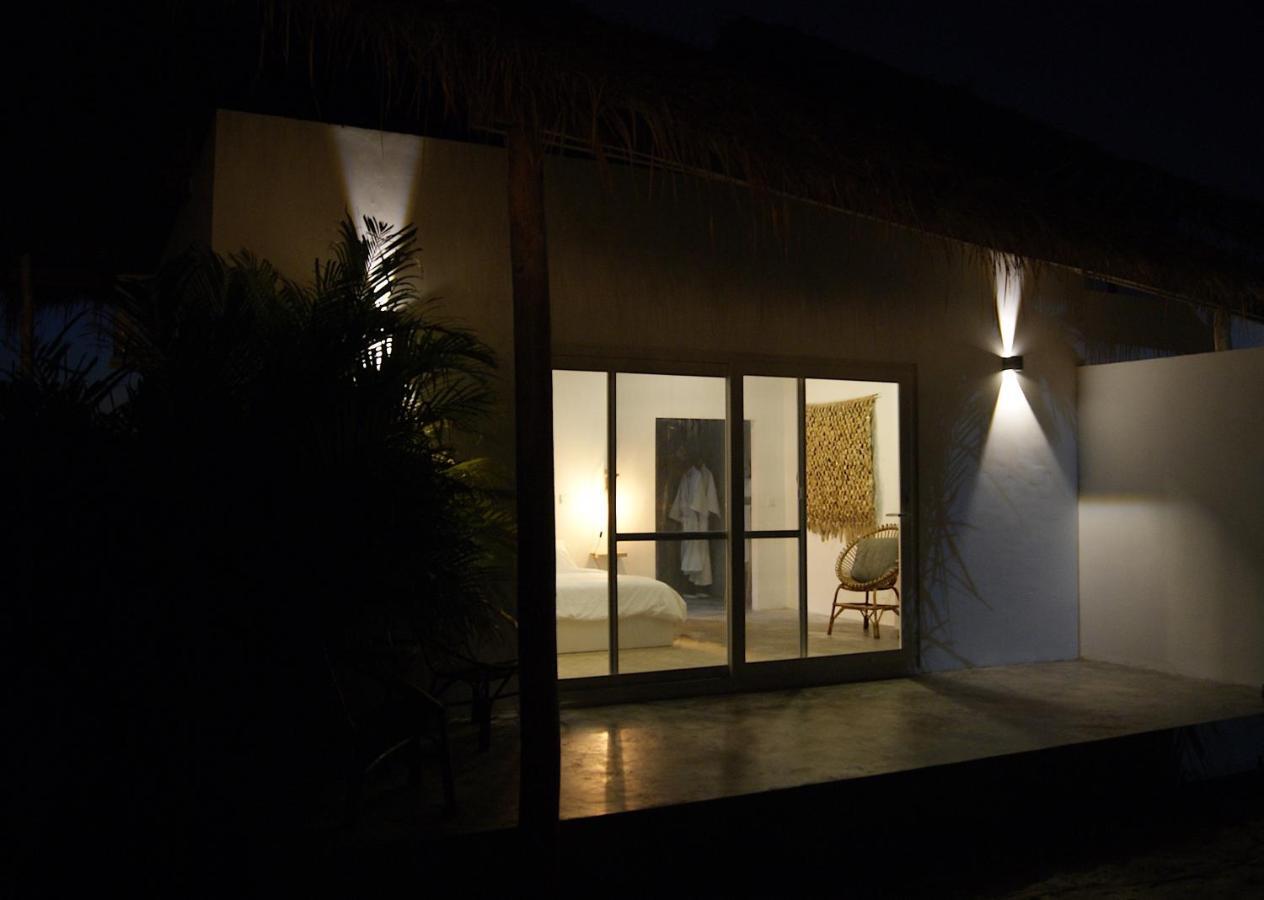 Hotel The Secret Garden Koh Rong Pagoda Beach Exterior foto